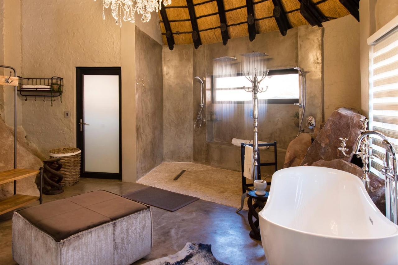 Twyfelfontein Country Lodge Екстериор снимка